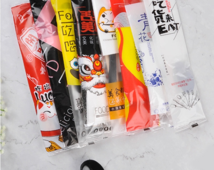 筷子四件套一次性筷子套装打包四件套竹筷勺子纸巾牙签四合一外卖餐具四件套